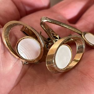 Vintage 1940’s Gold Art deco Mother of Pearl MCM oversized Cuff Link Set